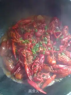 Make spicy crayfish step 8