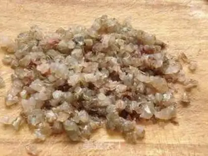 Make Celery pork and fresh shrimp dumplings step 3