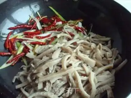 Make stir-fried mutton tripe step 6