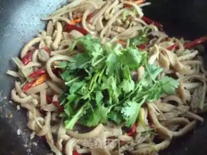 Make stir-fried mutton tripe step 9