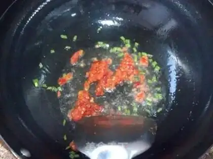 Make stir-fried mushrooms step 1