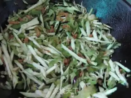 Make stir-fried eggplant with bitter gourd step 7