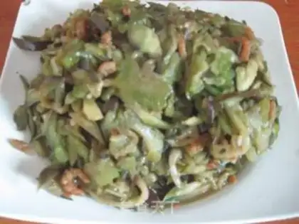 Make stir-fried eggplant with bitter gourd step 8