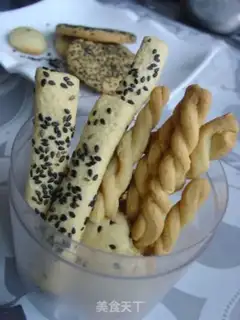 Make Gardenia flower, wolfberry and millet porridge step 0
