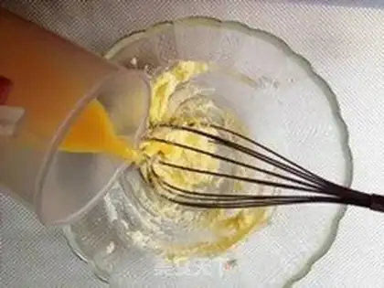 Make coconut rolls step 3