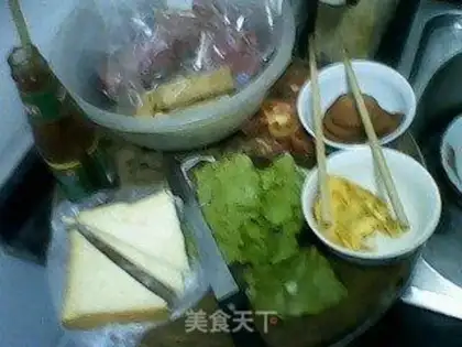 Make Egg and ham sandwich step 0