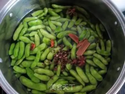 Make Spiced edamame step 3