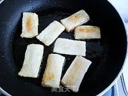 Make Pan-fried rice cakes step 5