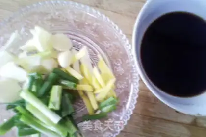 Make Corbicula fried with onion step 2