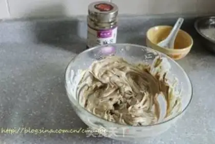 Make sesame paste cookies step 1