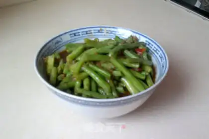 Make Fried cowpea in two sauce step 4