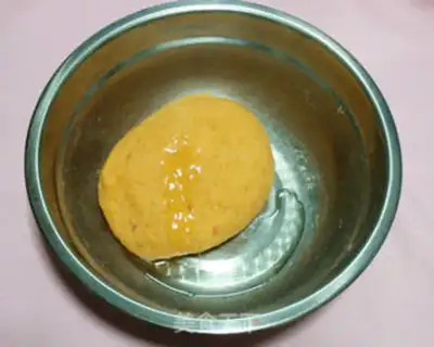Make wolfberry red bean paste bread step 4