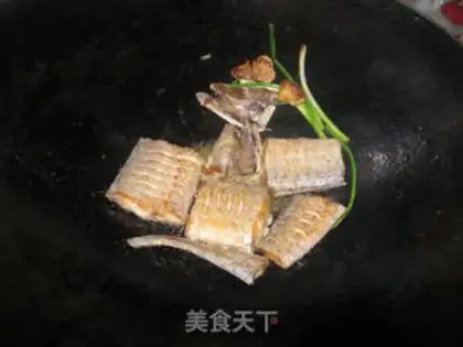 Make Pan-fried hairtail step 3