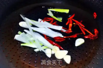 Make stir-fried tofu with pork step 2