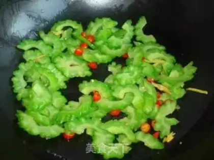 Make Fried sausage with bitter gourd step 7