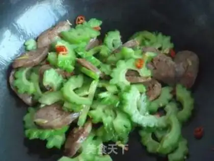 Make Fried sausage with bitter gourd step 9