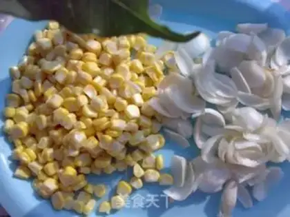 Make Stewed shrimps with pastoral assorted ingredients step 0