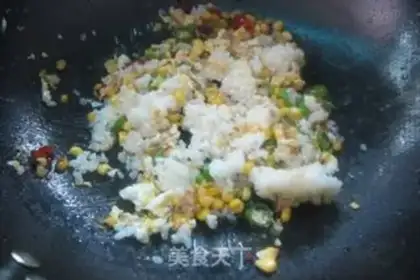 Make Sweet corn fried rice step 5