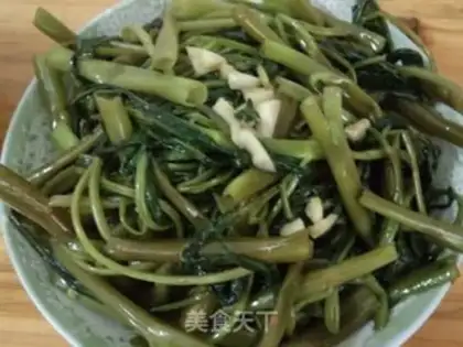 Make Garlic cabbage step 0