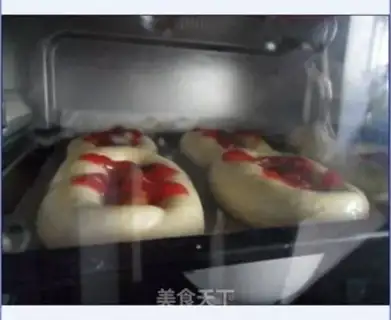 Make ketchup hot dog buns step 5