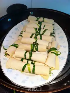 Make Bean skin sausage roll step 6
