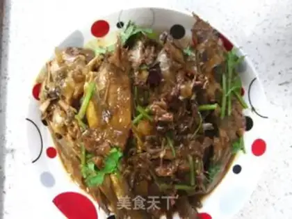 Make Maotai-flavored yellow croaker step 6