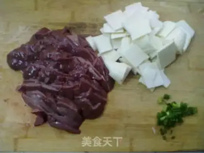 Make fried pork liver in sauce step 1