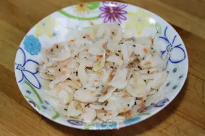 Make stir-fried shrimps with pumpkin step 1