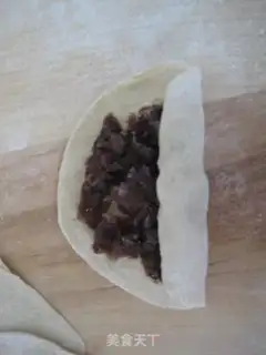 Make Peony flower steamed buns step 2