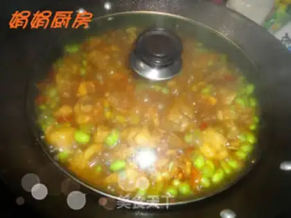 Make Braised three yellow chicken with edamame step 8