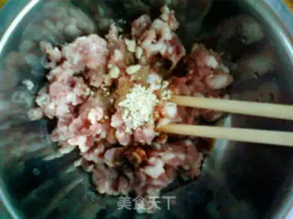 Make Mushroom pork bun step 5