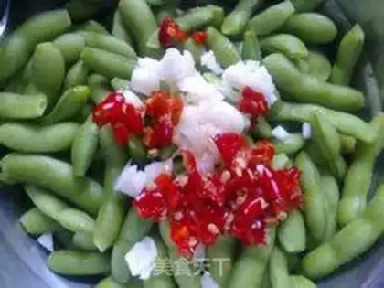 Make Chop pepper mixed with edamame step 4