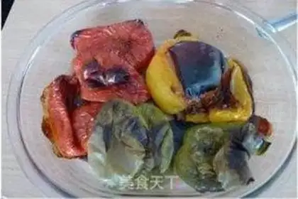 Make Grilled Pepper Salad step 4