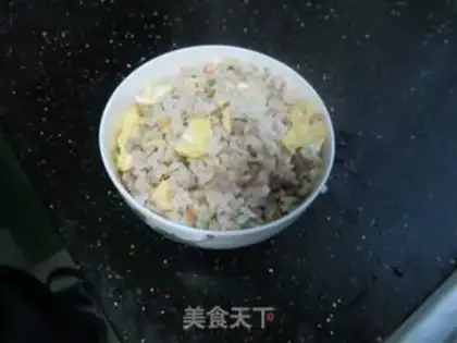 Make Fried rice with minced pork and egg step 4