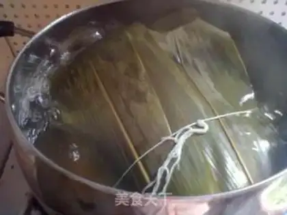 Make Dried plum vegetable rice dumpling step 2