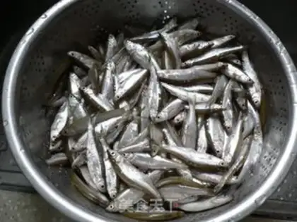 Make Pan-fried river fish step 0