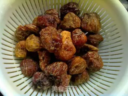 Make zongzi step 2