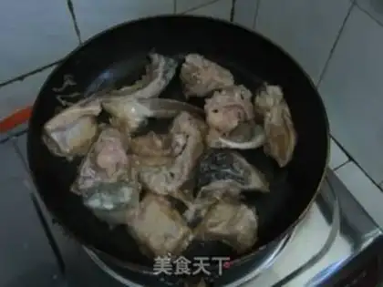Make Spicy Fish Head Pot step 4