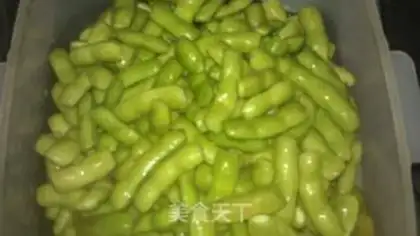 Make salted edamame step 1