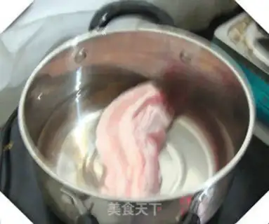 Make Double-cooked pork with beans step 2