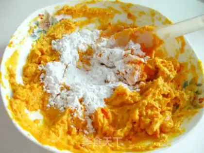 Make Pumpkin and bean paste balls step 1