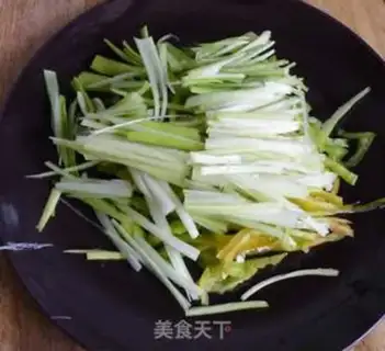 Make Mix three shredded silk step 4