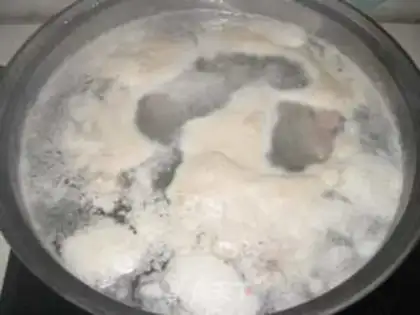 Make Grilled pork ribs with fermented bean curd sauce step 1