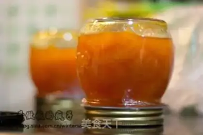Make sweet apricot jam step 3