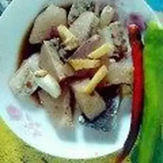 Make braised fish step 0