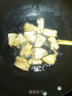 Make braised fish step 1