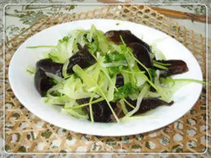 Make Black fungus mixed with shredded bamboo shoots step 11
