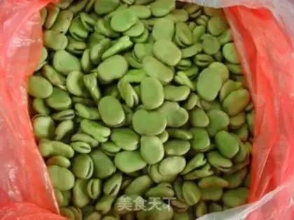 Make Crispy bean paste step 0