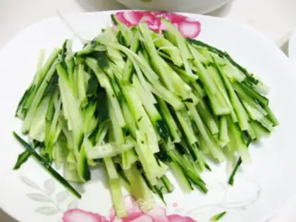 Make noodles with bean step 0
