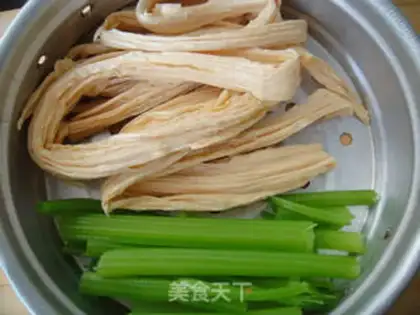 Make Cold tofu bamboo and white fungus step 0